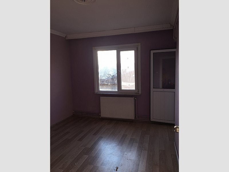 Bağcılar Yıldıztepe Mahallesinde Hisseli 2+1 110m2 Masrafsız Daire